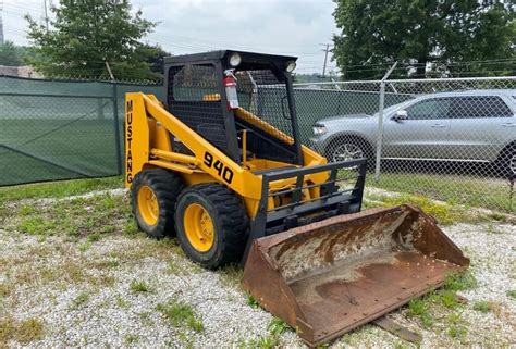 1994 mustang 940 skid steer|mustang skid steer website.